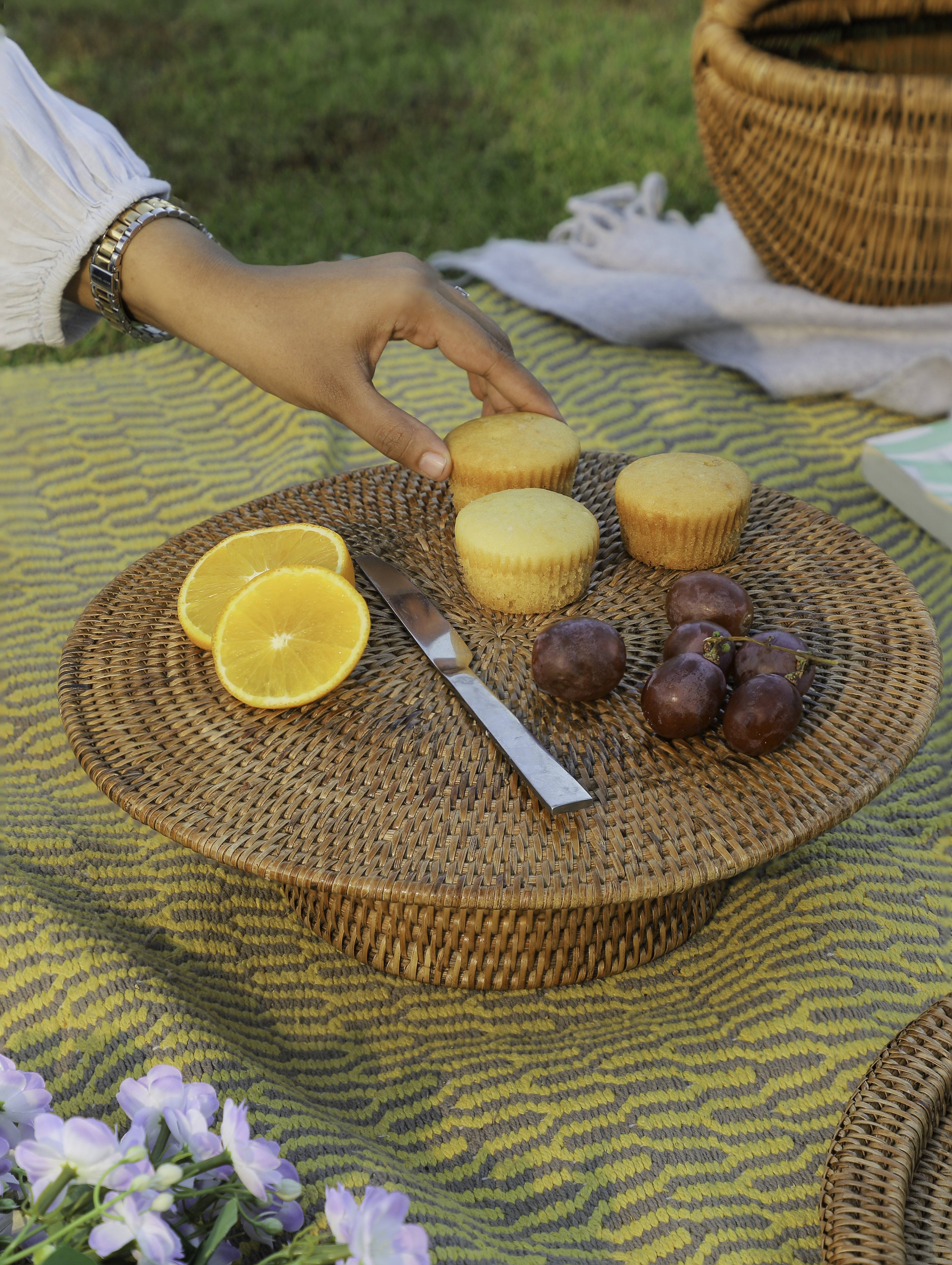 Rattan Cake Stand